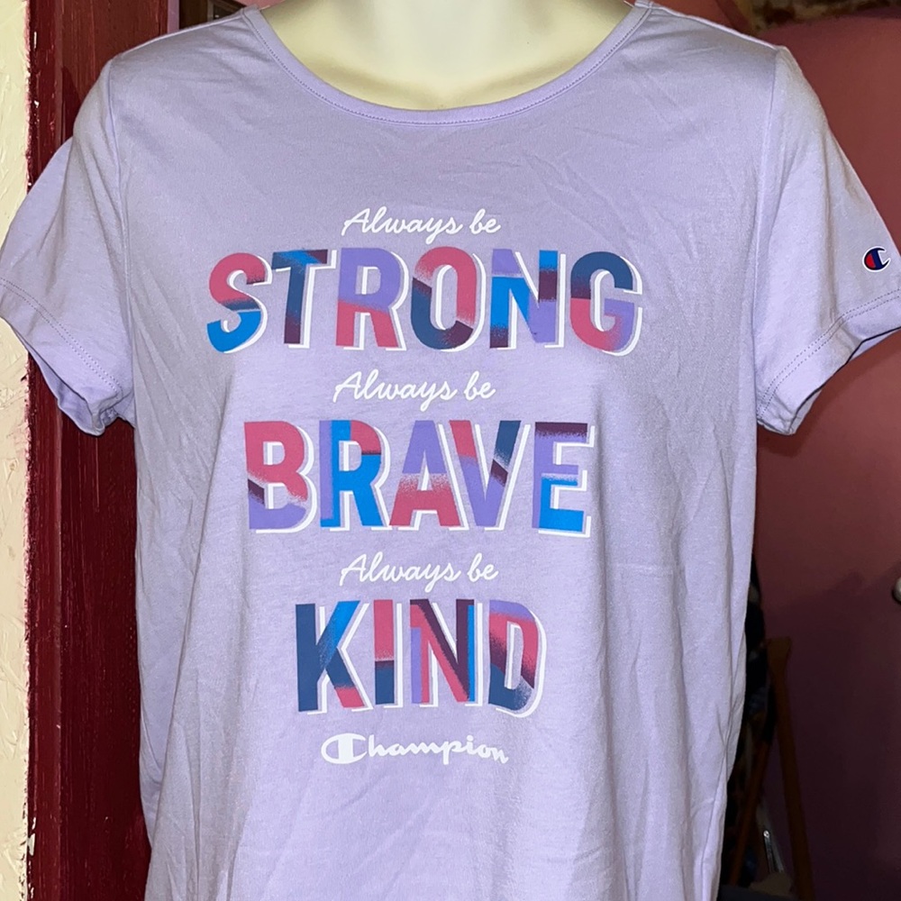 NWT Champion T-shirt, size 14/16 never worn.